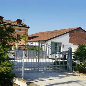  Alloggio per agriturismo Agriturismo Il Sole